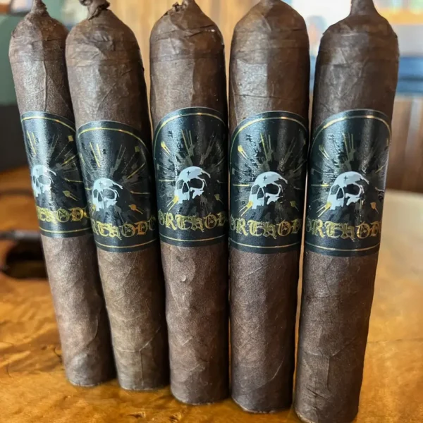 Black Label Trading Co. Orthodox Short Robusto