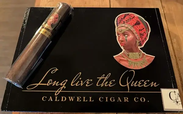 Caldwell Cigar Co - Long Live the Queen - Queens Coronet